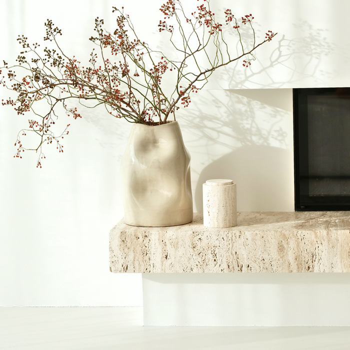 opbergpot gemaakt van wit travertin van furnified.ALT