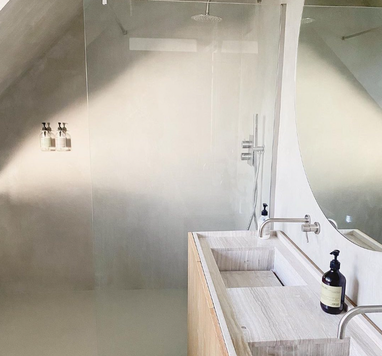 Grote lange lavabo kopen in marmer alt