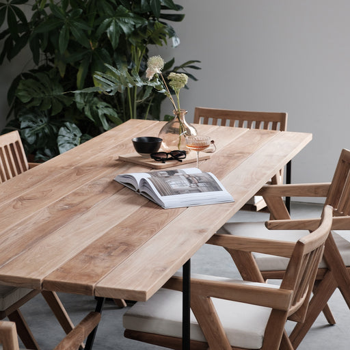 rechthoekige tuintafel in teak hout voor buiten