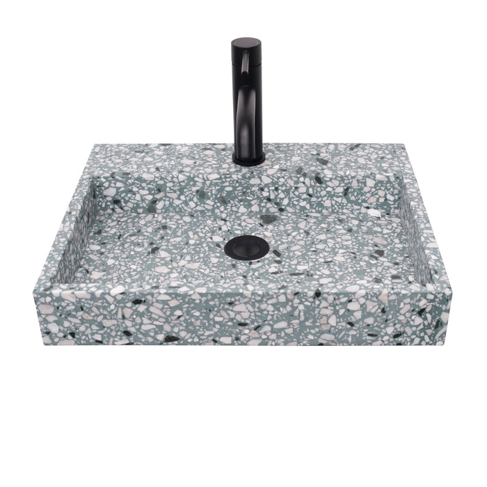 Wastafel uit groen terrazzo met kraangat